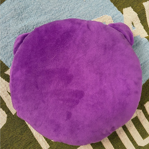 Emoji Pillow Set (2 pillows) - Picture 5 of 5